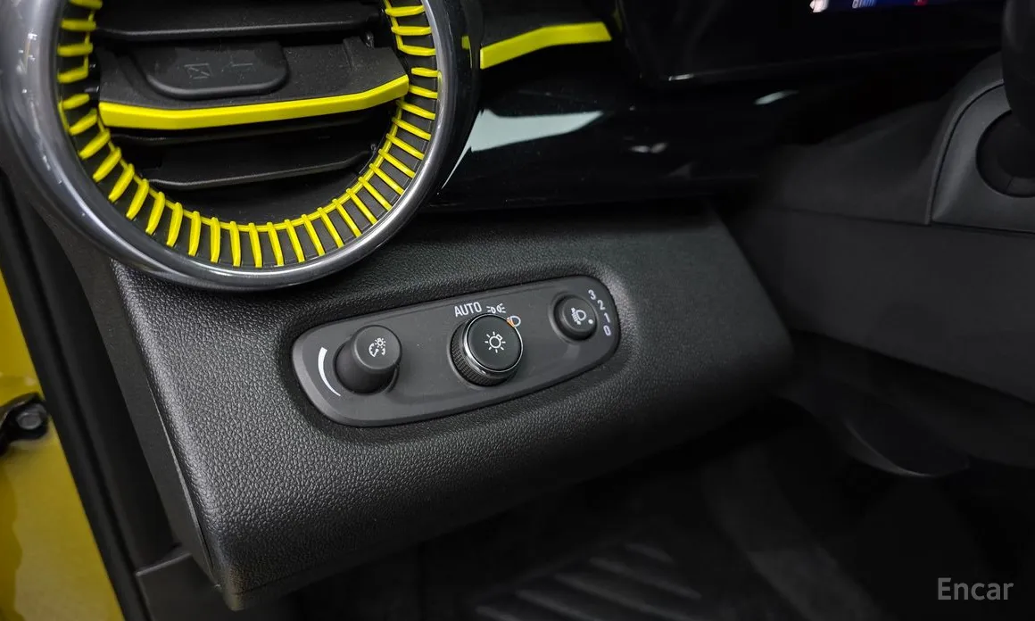 Фото 14 - Chevrolet Trax