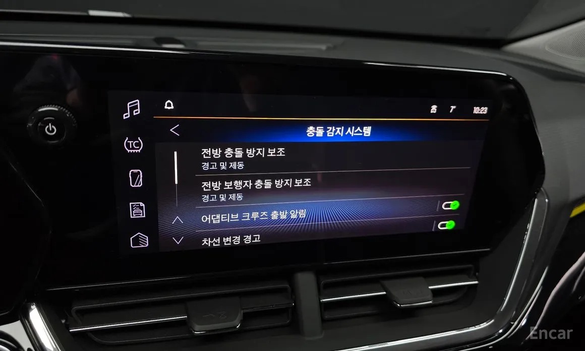 Фото 19 - Chevrolet Trax