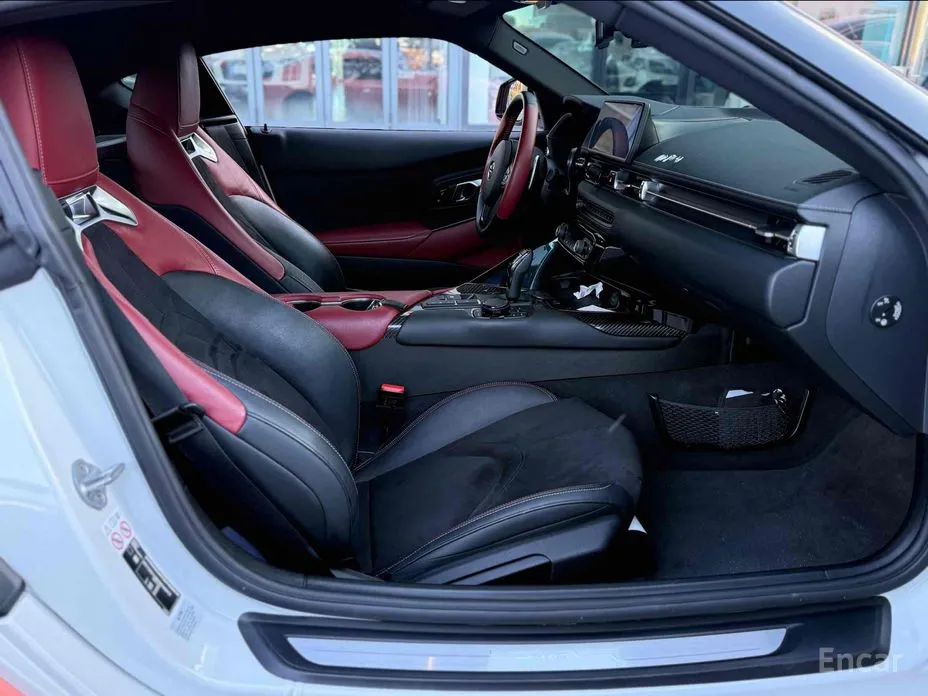 Фото 14 - Toyota Supra