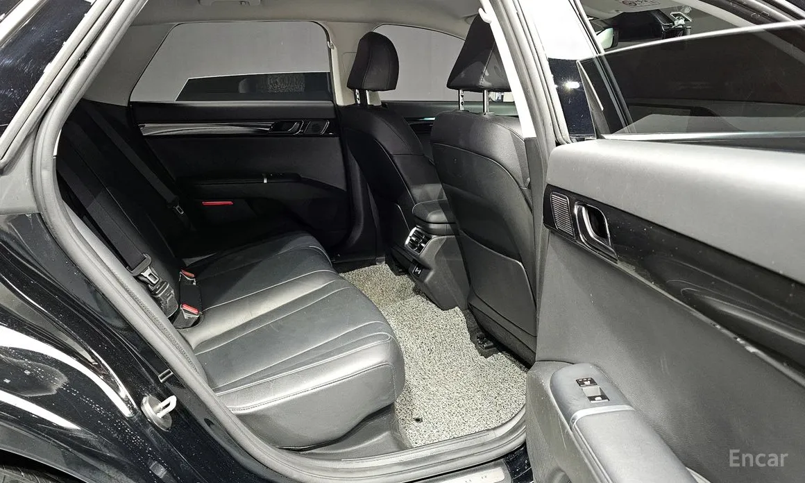 Фото 11 - Hyundai Grandeur