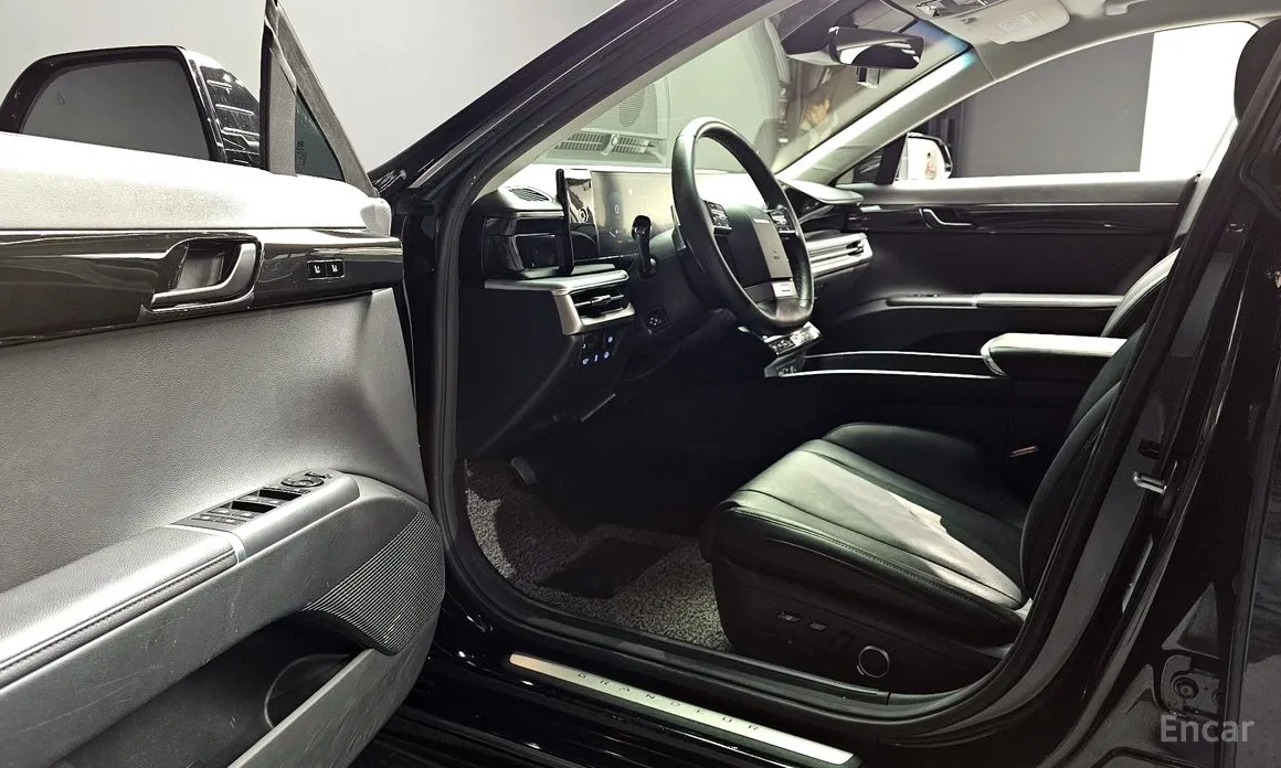 Фото 12 - Hyundai Grandeur