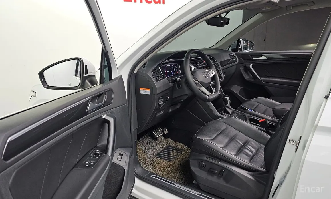 Фото 10 - Volkswagen Tiguan