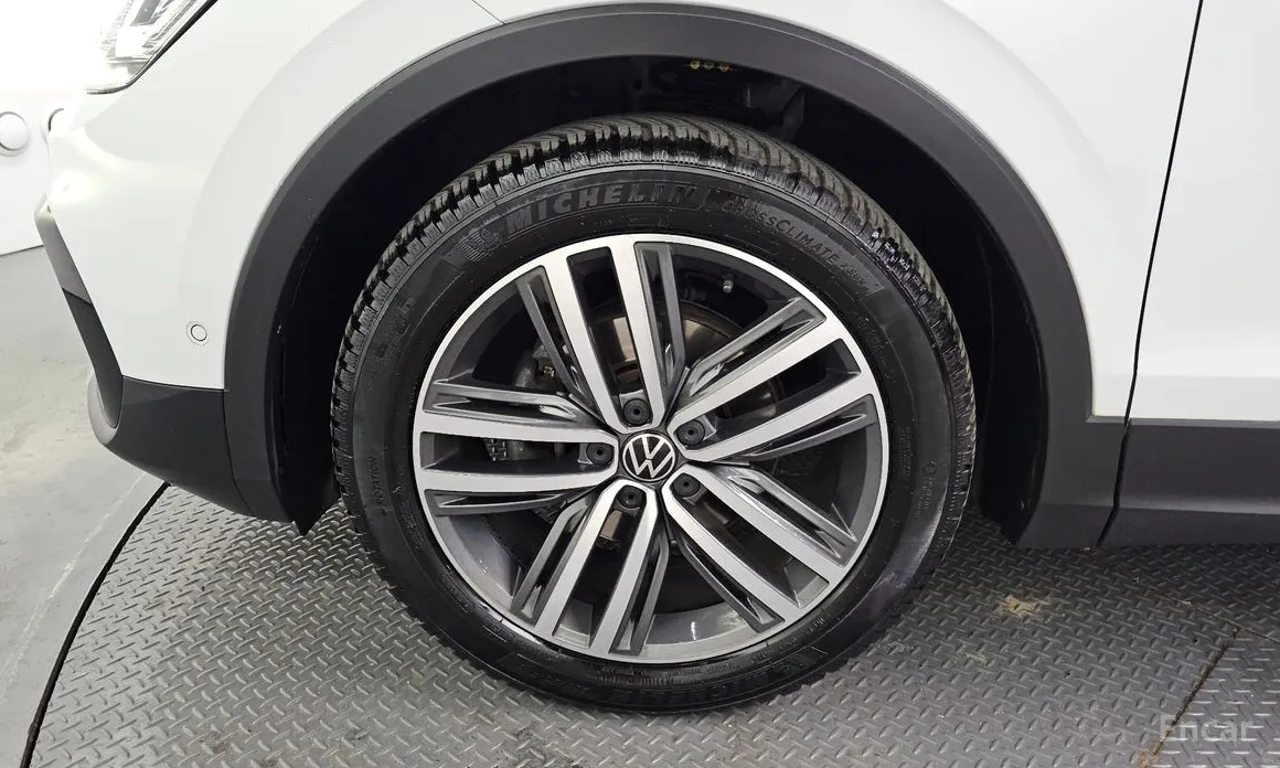 Фото 5 - Volkswagen Tiguan