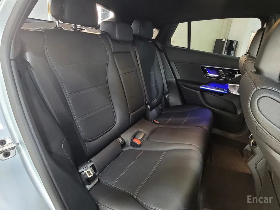 Фото 17 - Mercedes-Benz GLC-Class