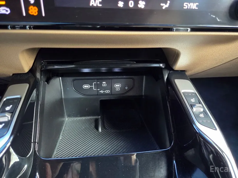 Фото 14 - Kia Sorento