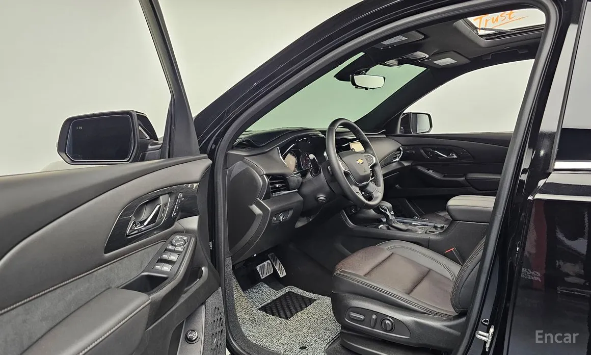 Фото 10 - Chevrolet Traverse