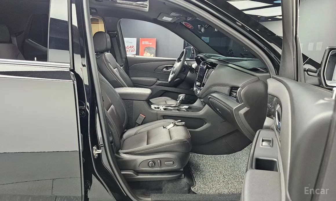 Фото 12 - Chevrolet Traverse