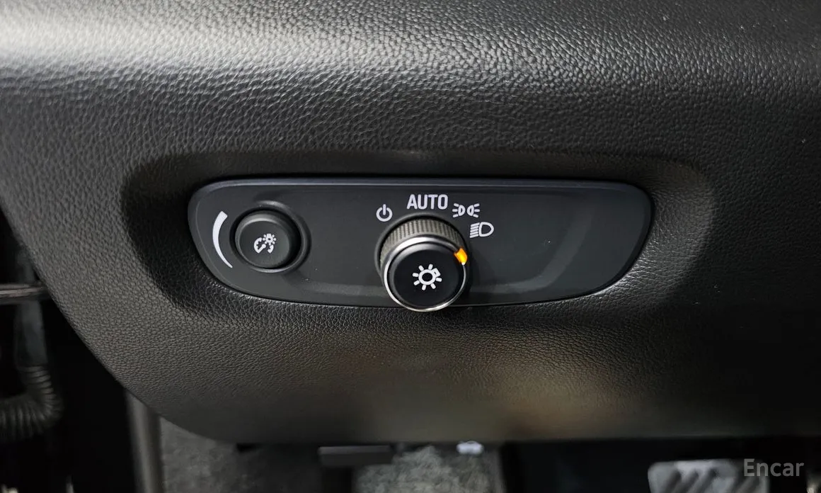 Фото 14 - Chevrolet Traverse