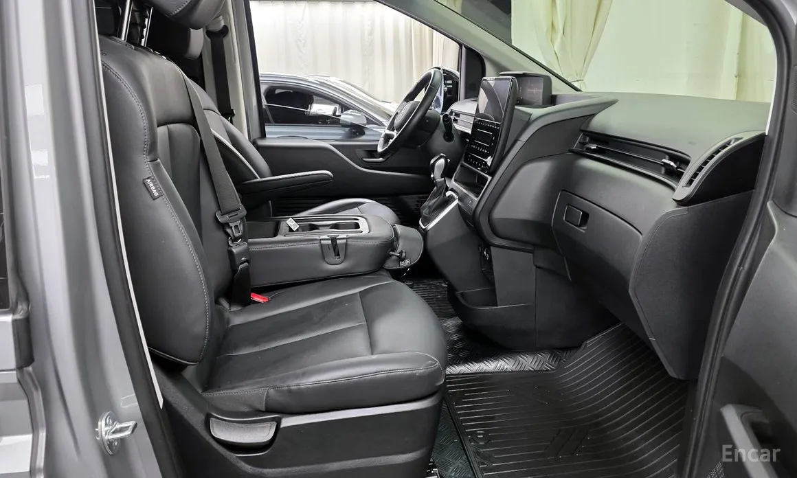 Фото 11 - Hyundai Staria