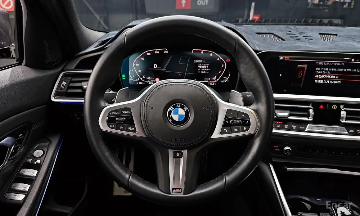 Photo 14 - BMW 3 Series