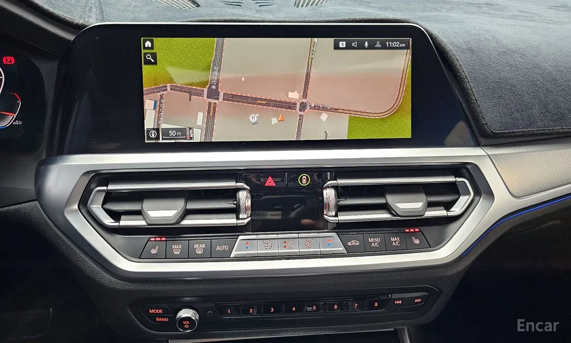 Photo 15 - BMW 3 Series