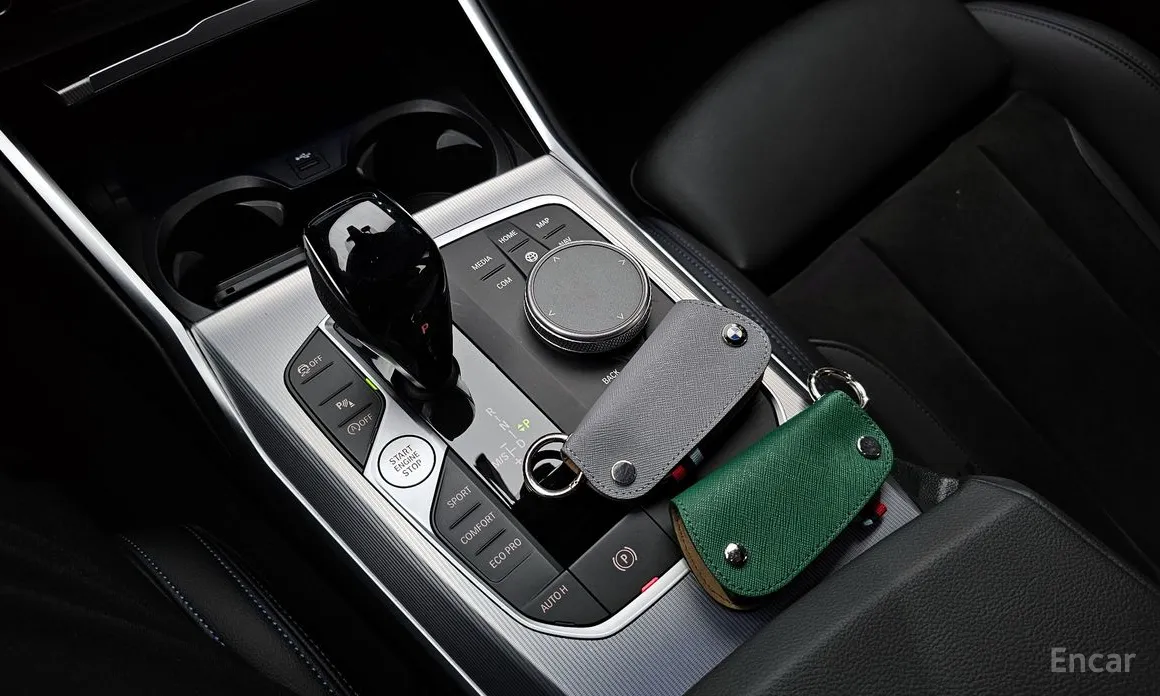 Photo 9 - BMW 3 Series