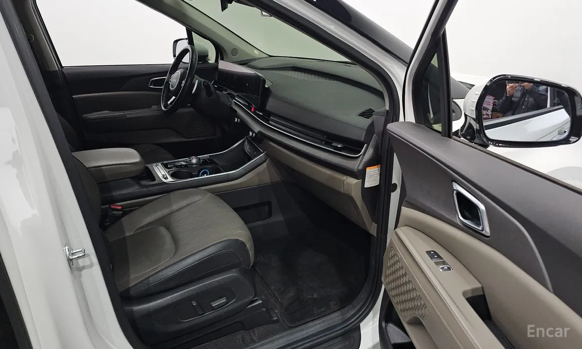 Фото 10 - Kia Carnival