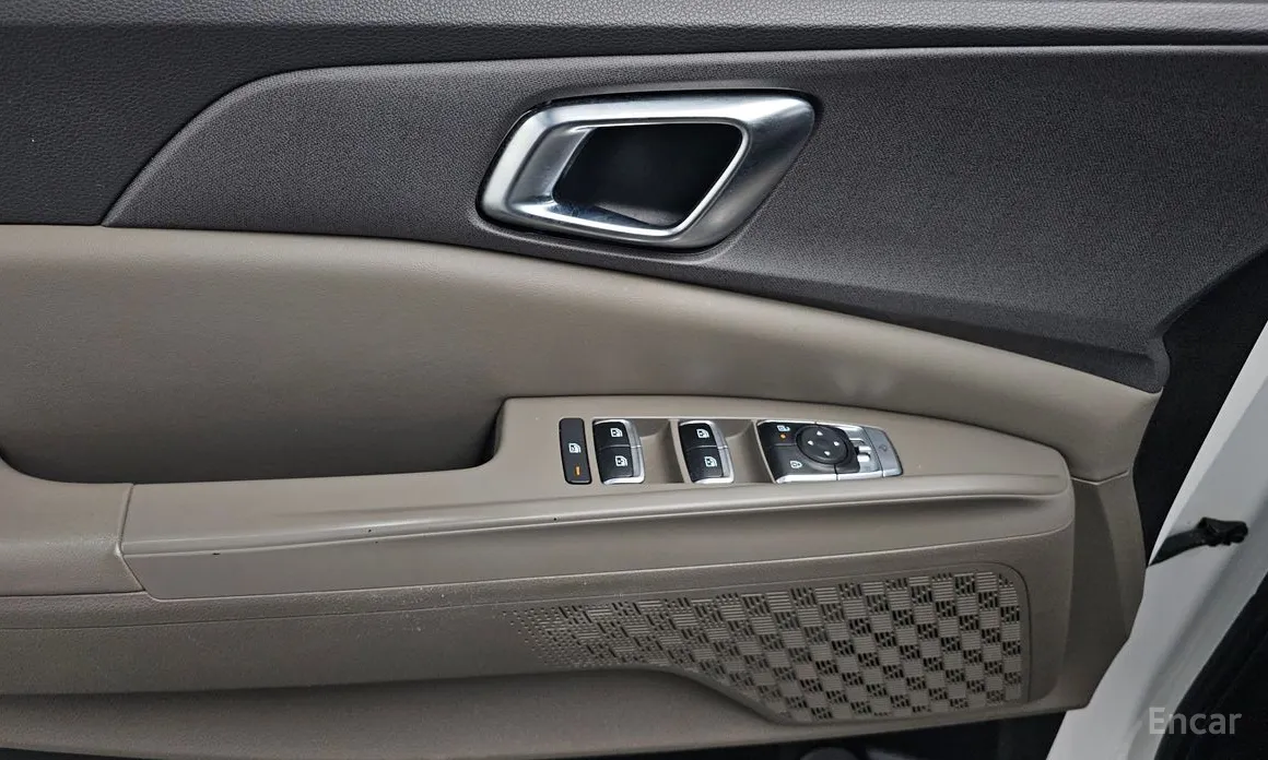 Фото 17 - Kia Carnival