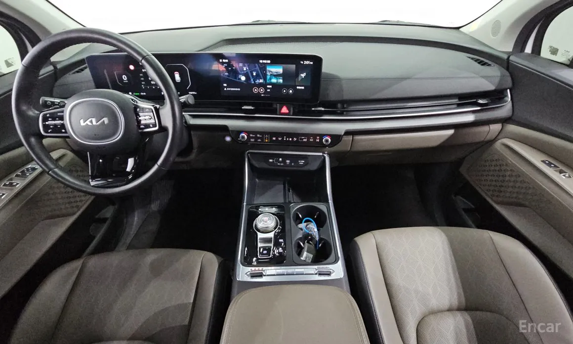 Фото 7 - Kia Carnival