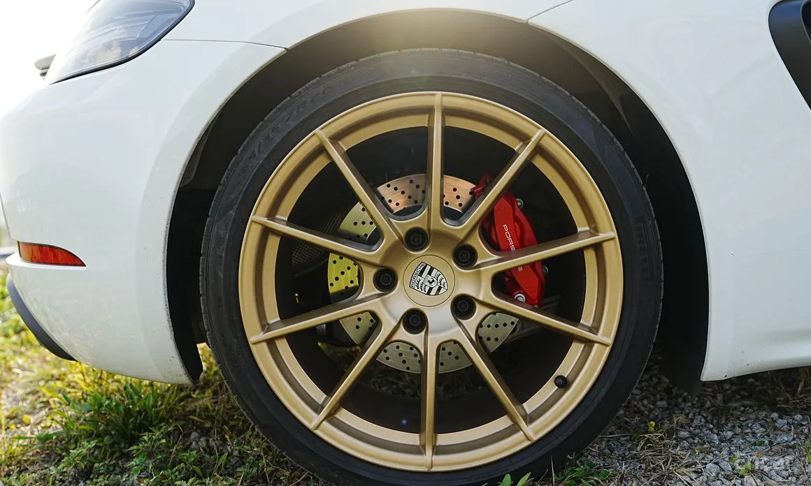 Фото 11 - Porsche 718