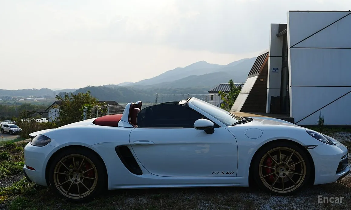 Фото 5 - Porsche 718