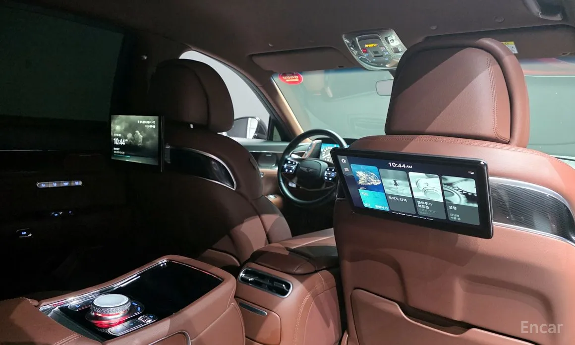 Фото 18 - Genesis G90