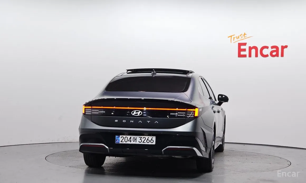 Фото 4 - Hyundai Sonata