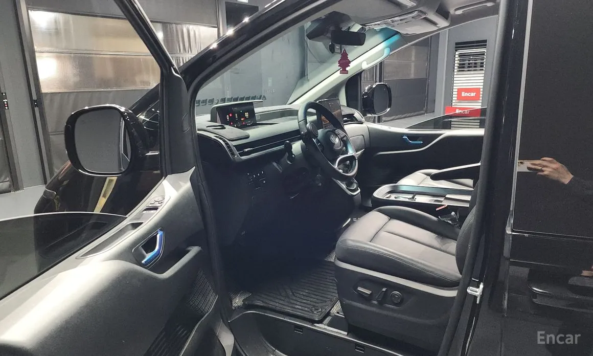 Фото 10 - Hyundai Staria