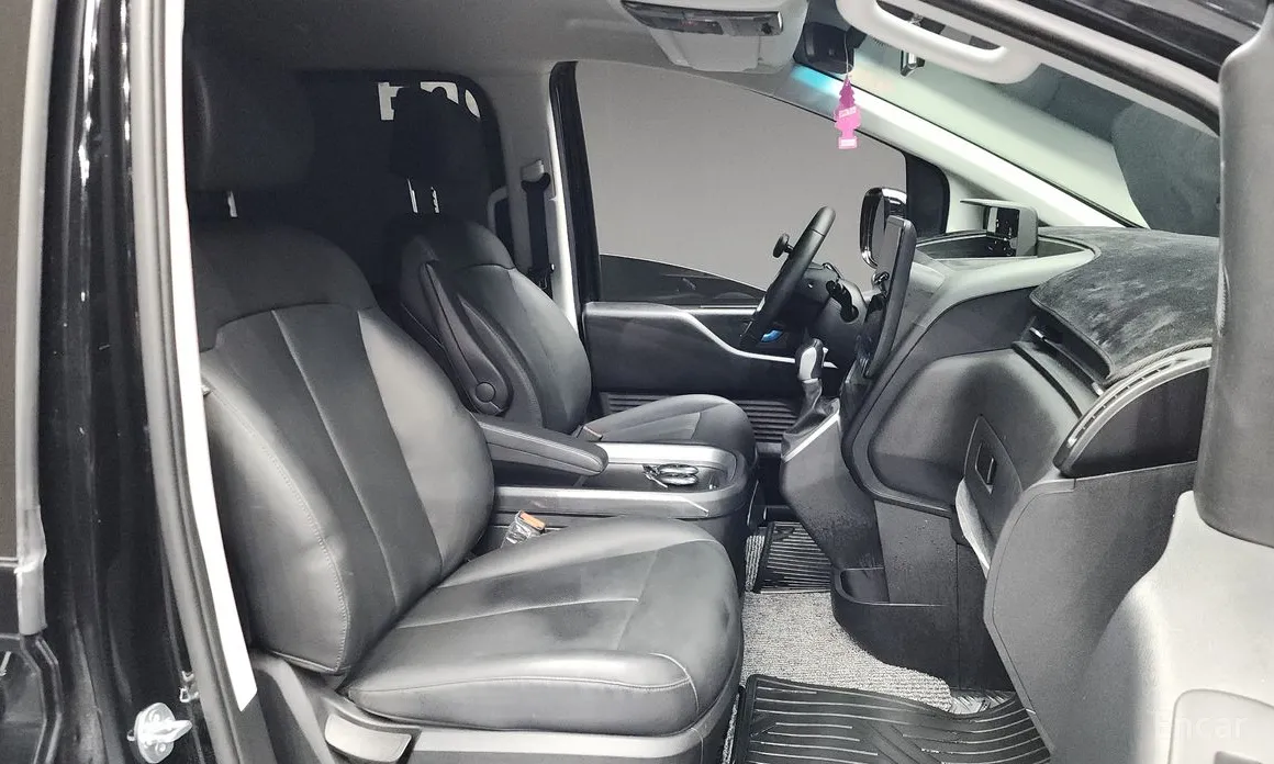 Фото 11 - Hyundai Staria