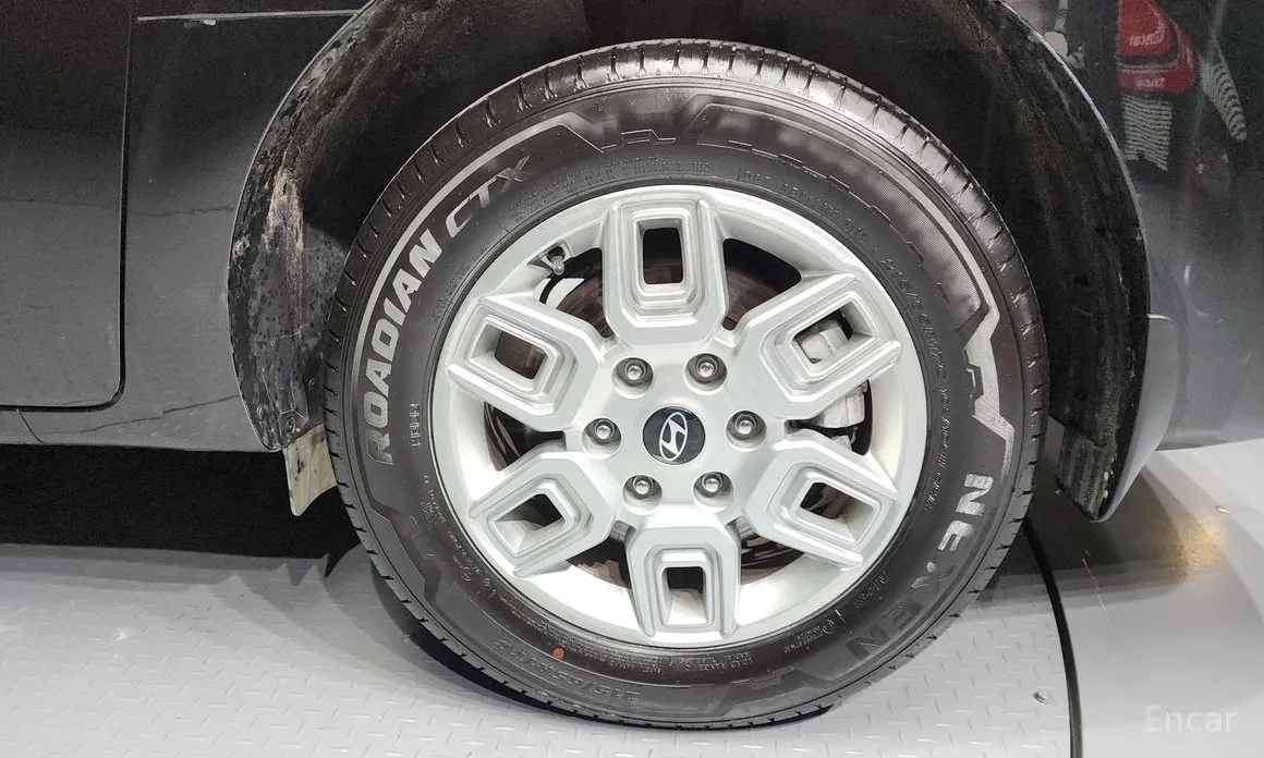 Фото 5 - Hyundai Staria