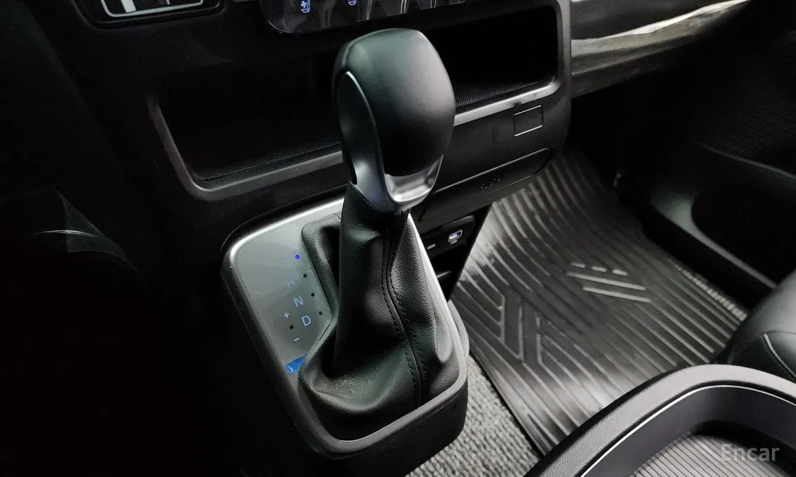 Фото 9 - Hyundai Staria