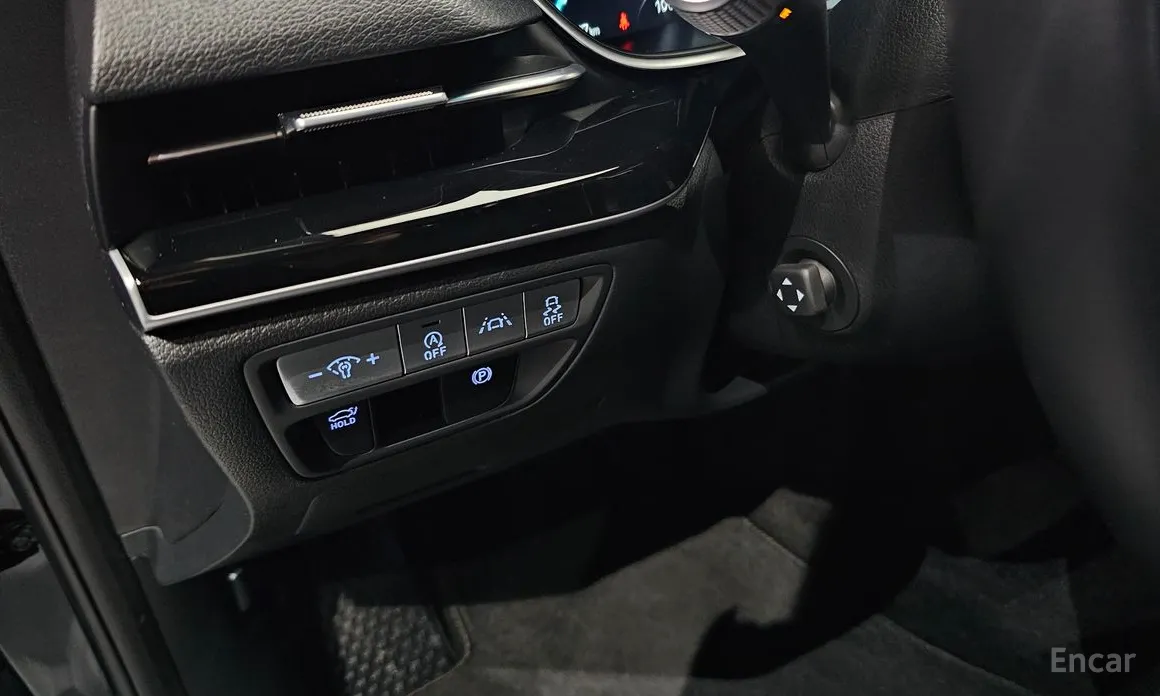 Фото 16 - Genesis G80