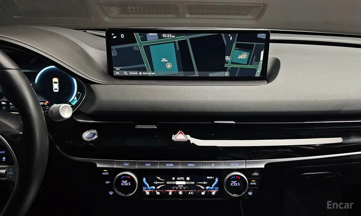 Фото 17 - Genesis G80