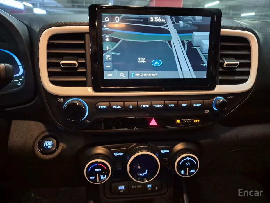 Фото 13 - Hyundai Venue