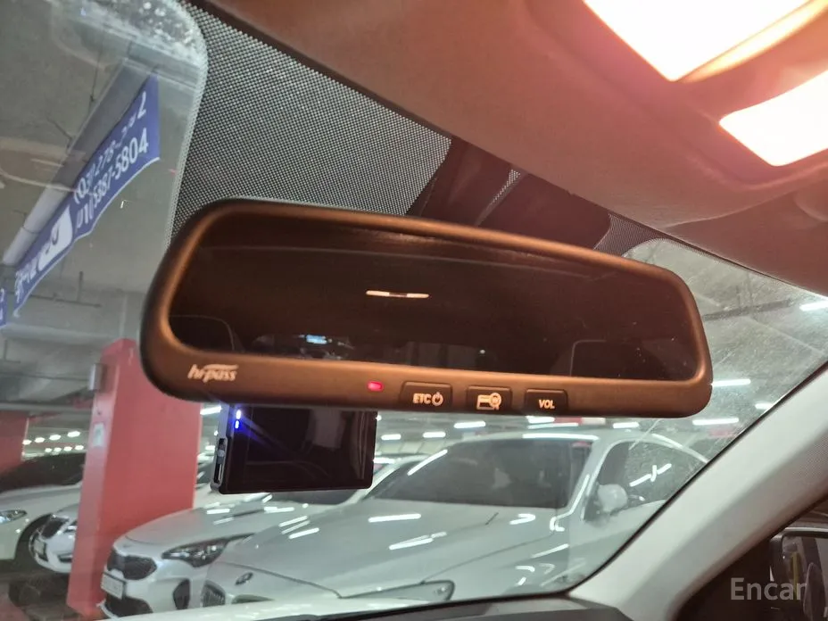 Фото 16 - Hyundai Venue