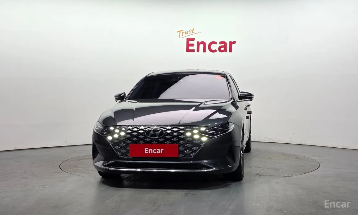 Фото 3 - Hyundai Grandeur