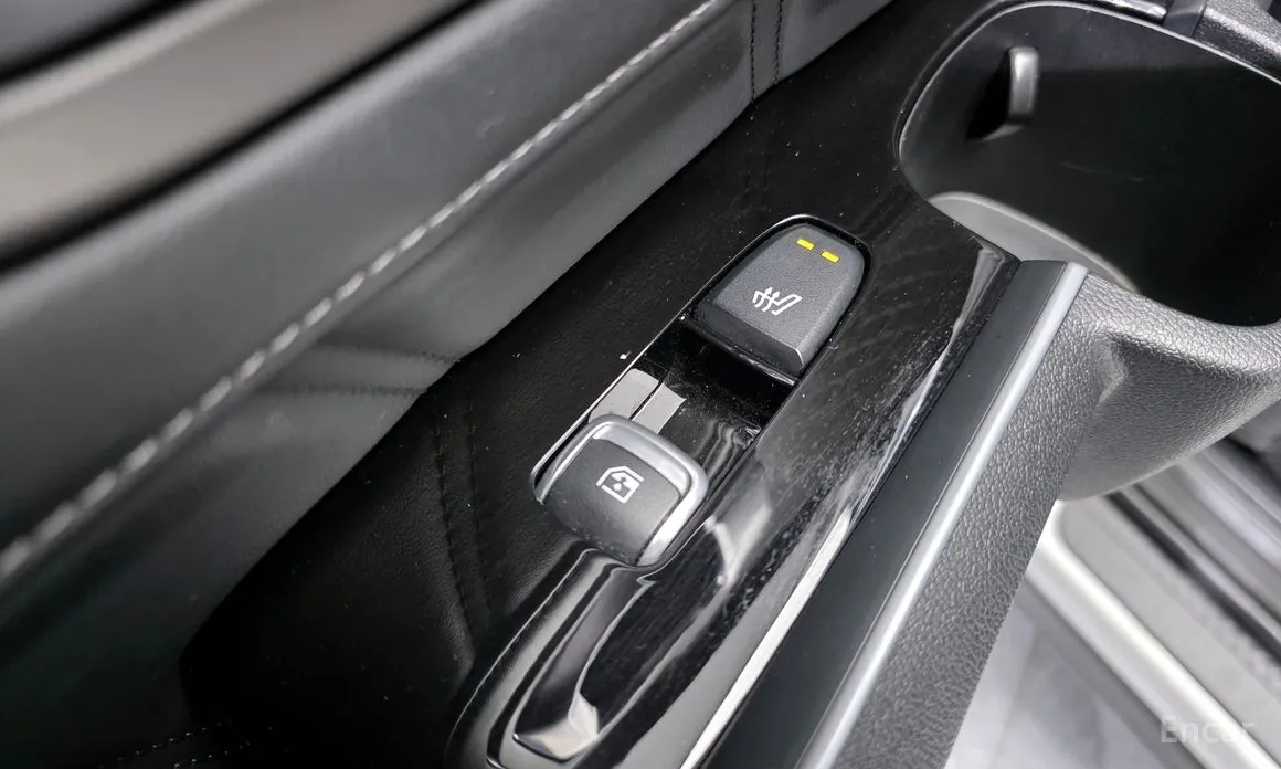 Фото 18 - Kia Sorento