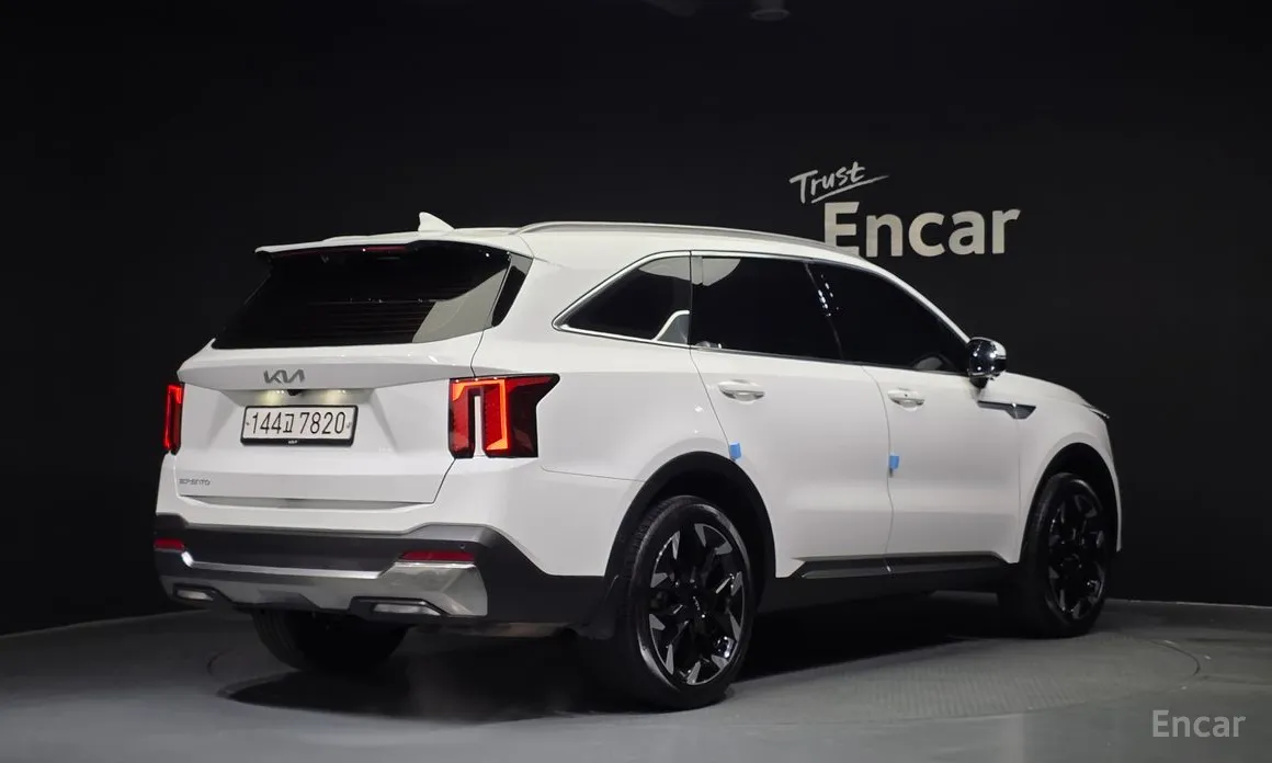 Фото 2 - Kia Sorento