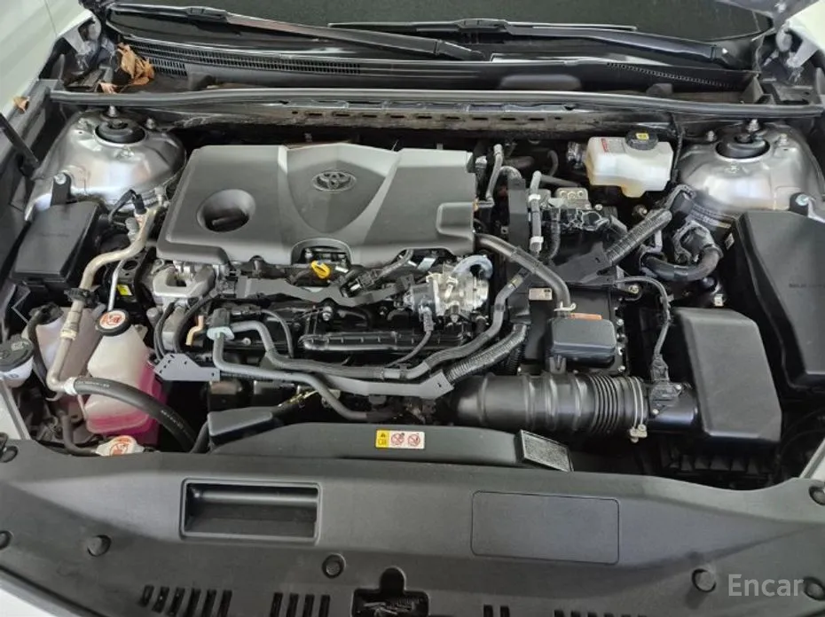 Фото 19 - Toyota Camry