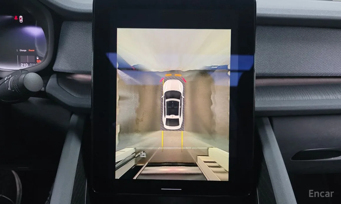 Фото 16 - Polestar 2