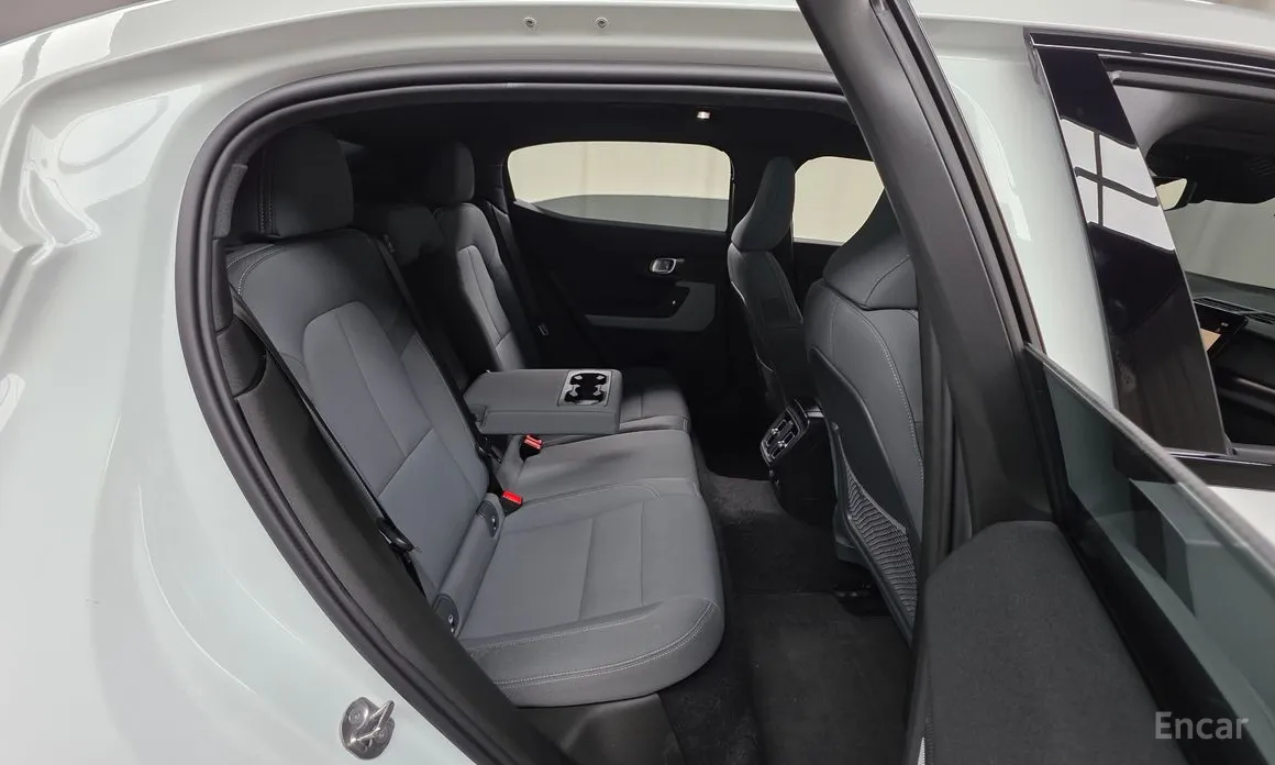 Фото 19 - Polestar 2