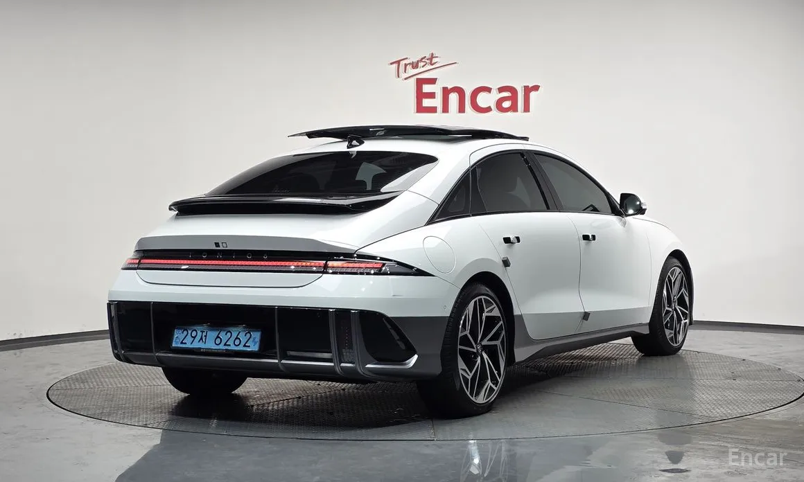 Фото 2 - Hyundai Ioniq 6