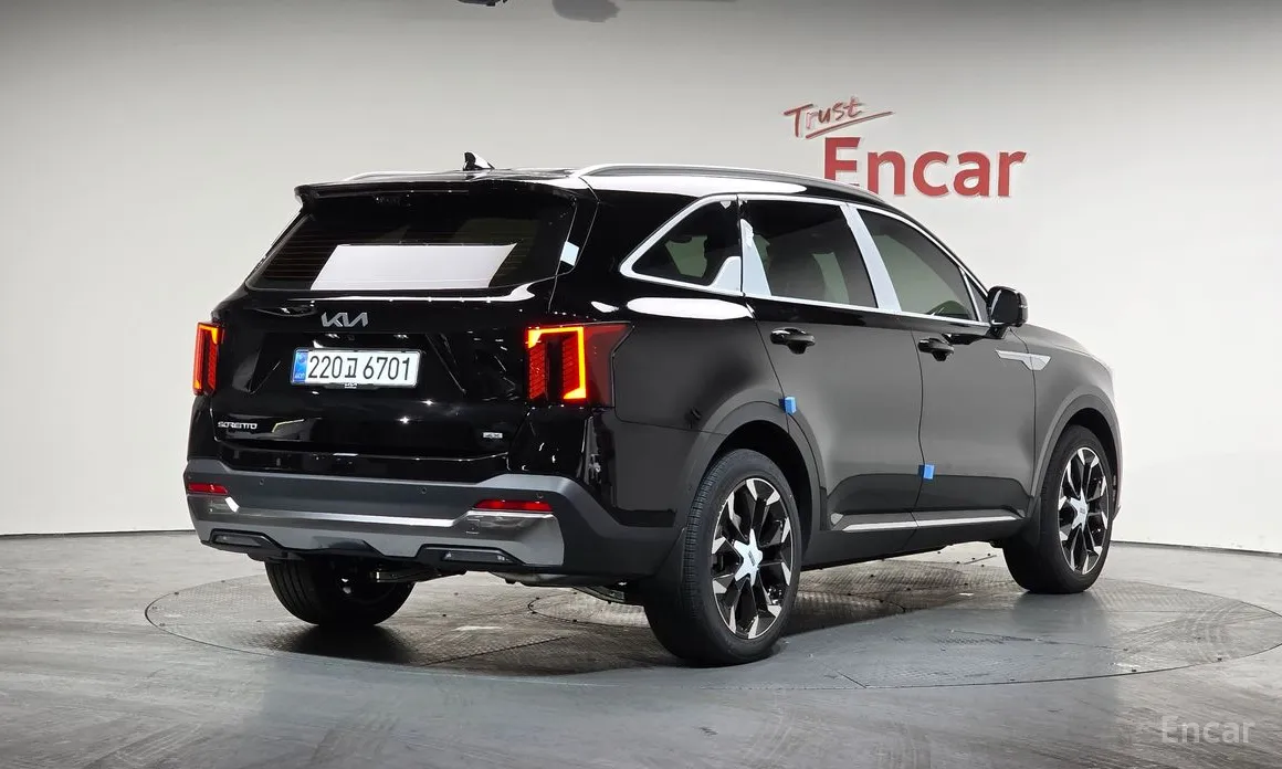 Фото 2 - Kia Sorento