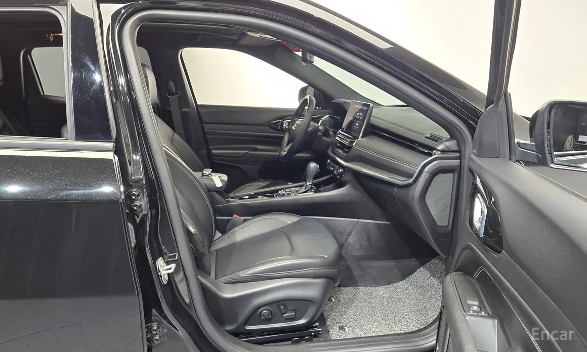 Фото 11 - Jeep Compass