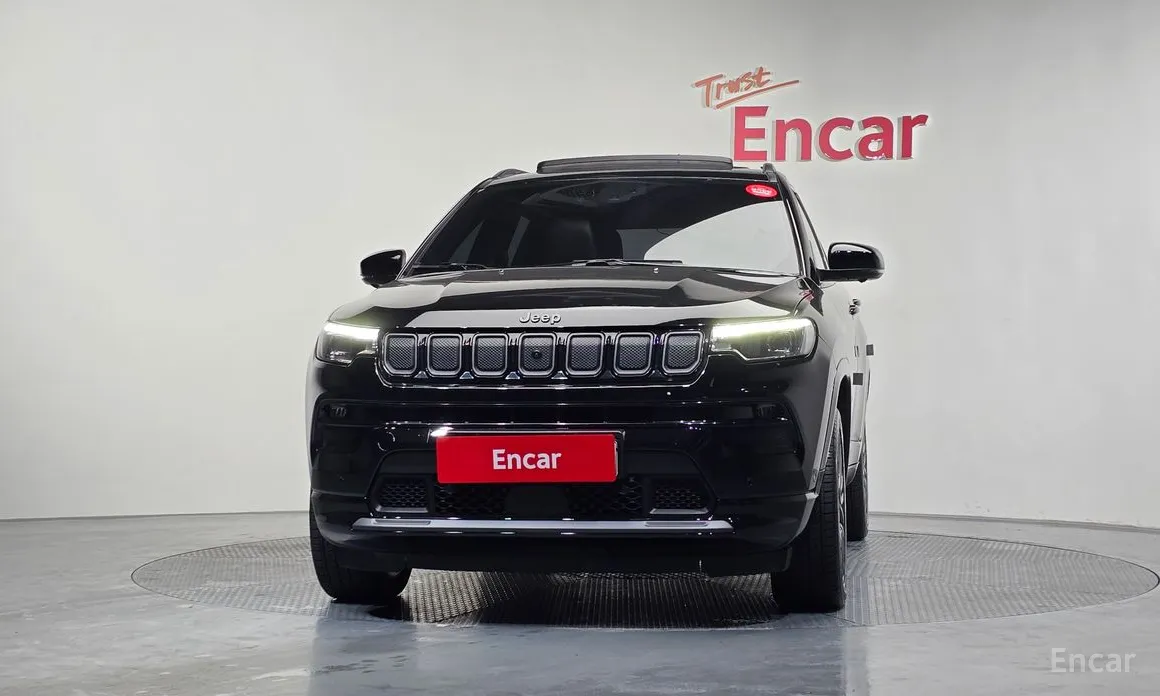 Фото 3 - Jeep Compass