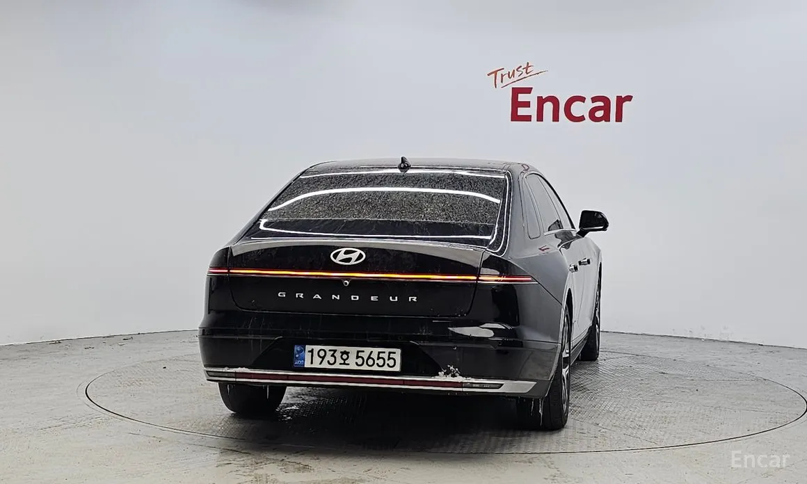 Фото 4 - Hyundai Grandeur