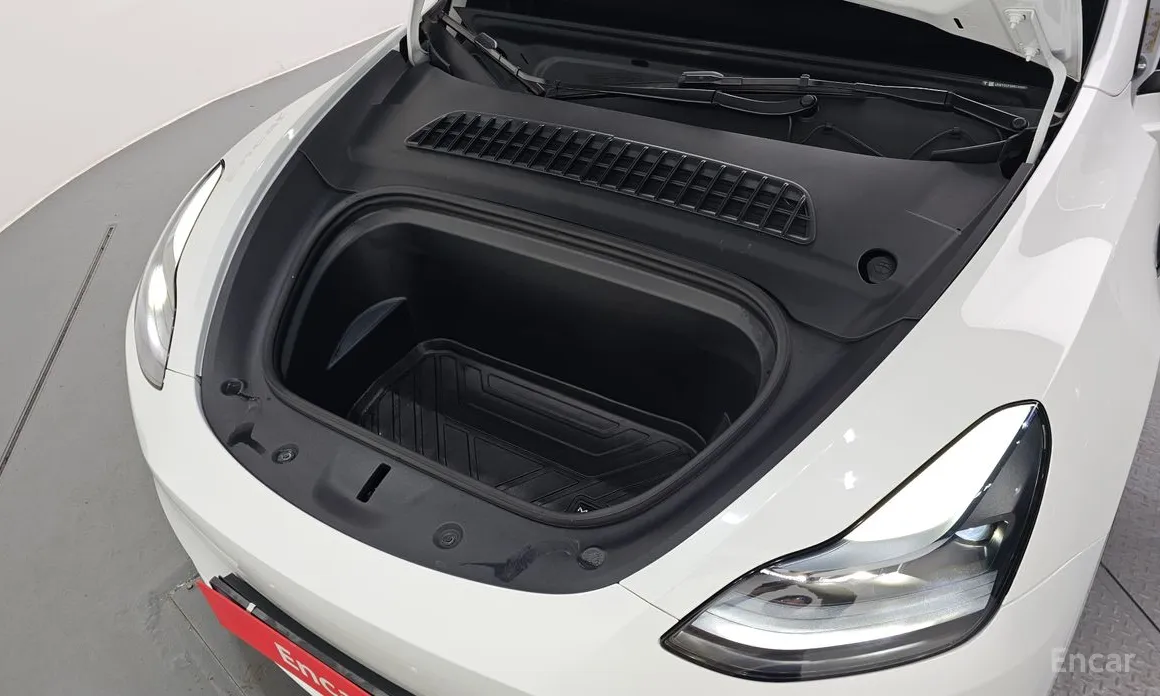 Фото 6 - Tesla Model Y