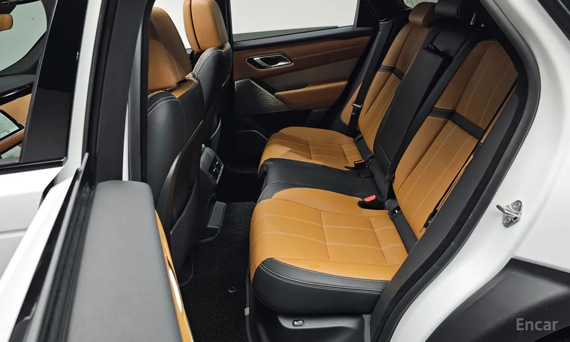 Фото 12 - Land Rover Range Rover Velar