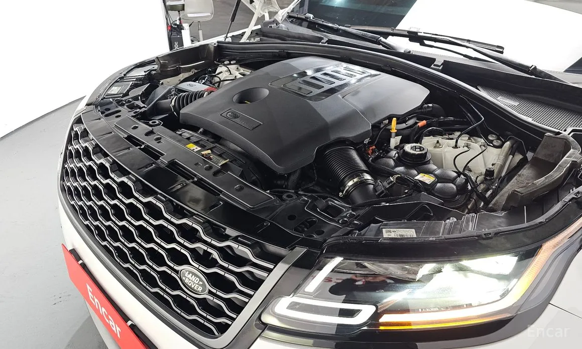 Фото 6 - Land Rover Range Rover Velar