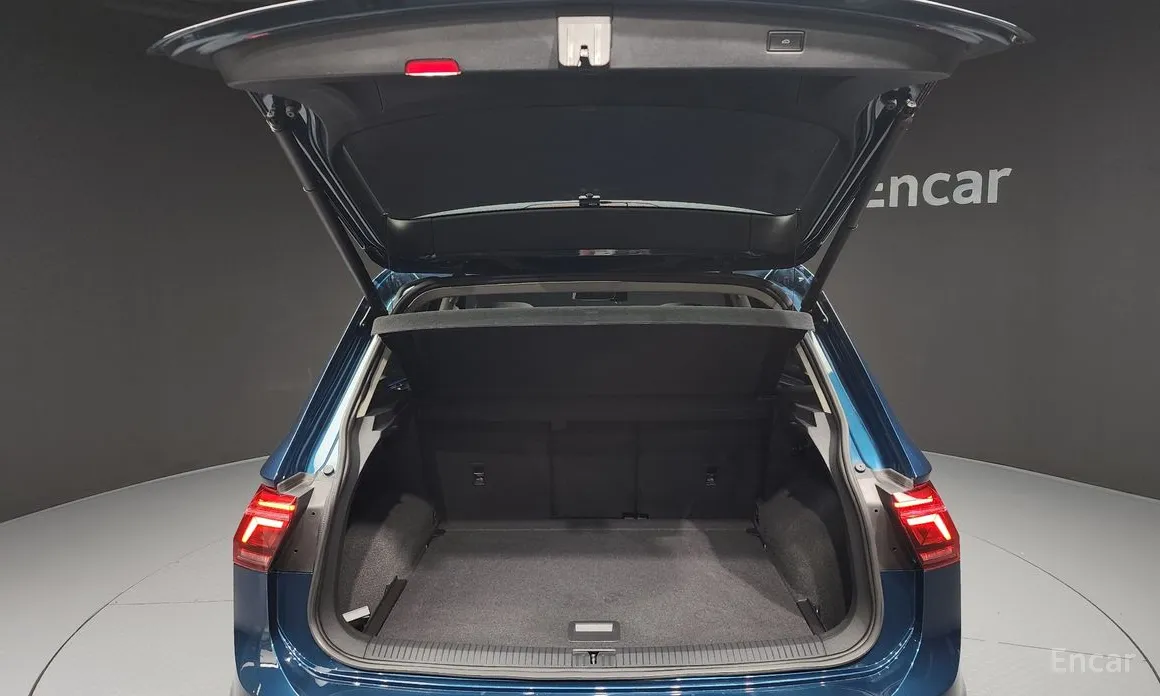 Фото 20 - Volkswagen Tiguan