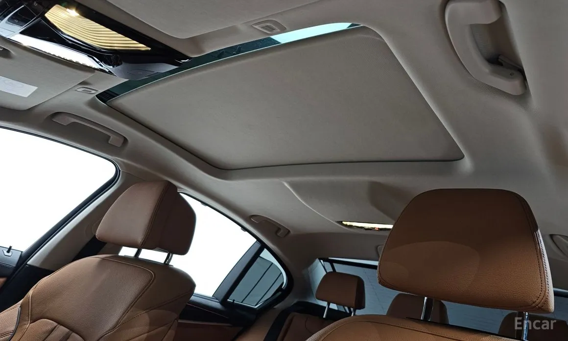 Фото 18 - BMW 5 Series