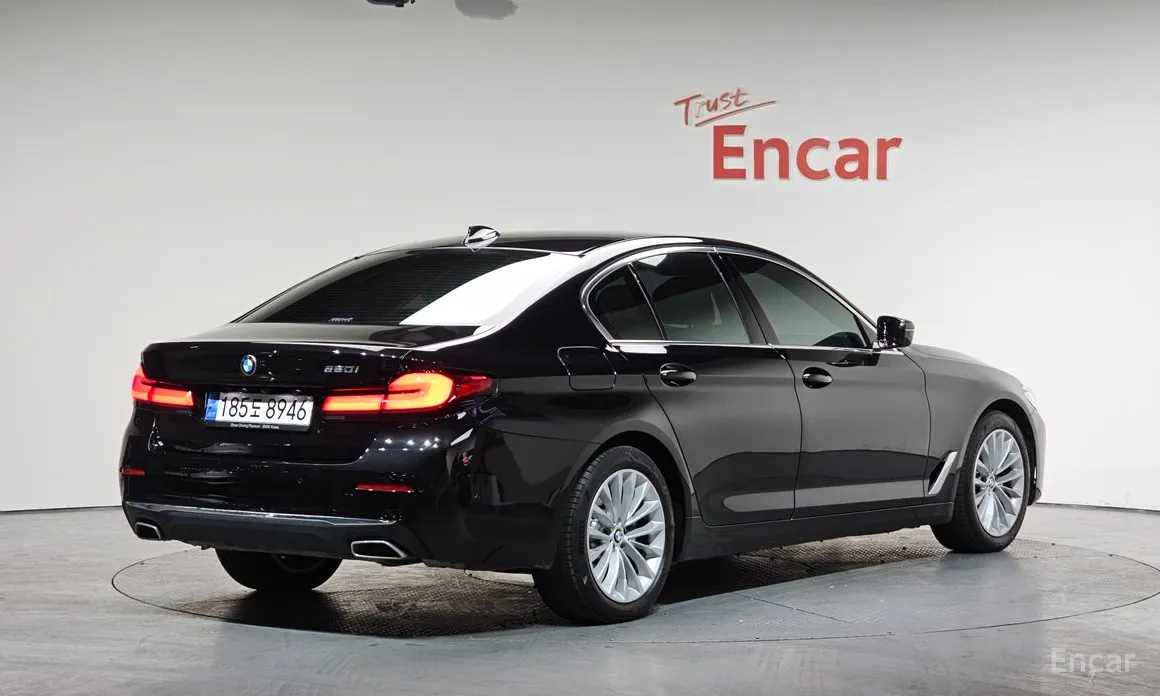 Фото 2 - BMW 5 Series