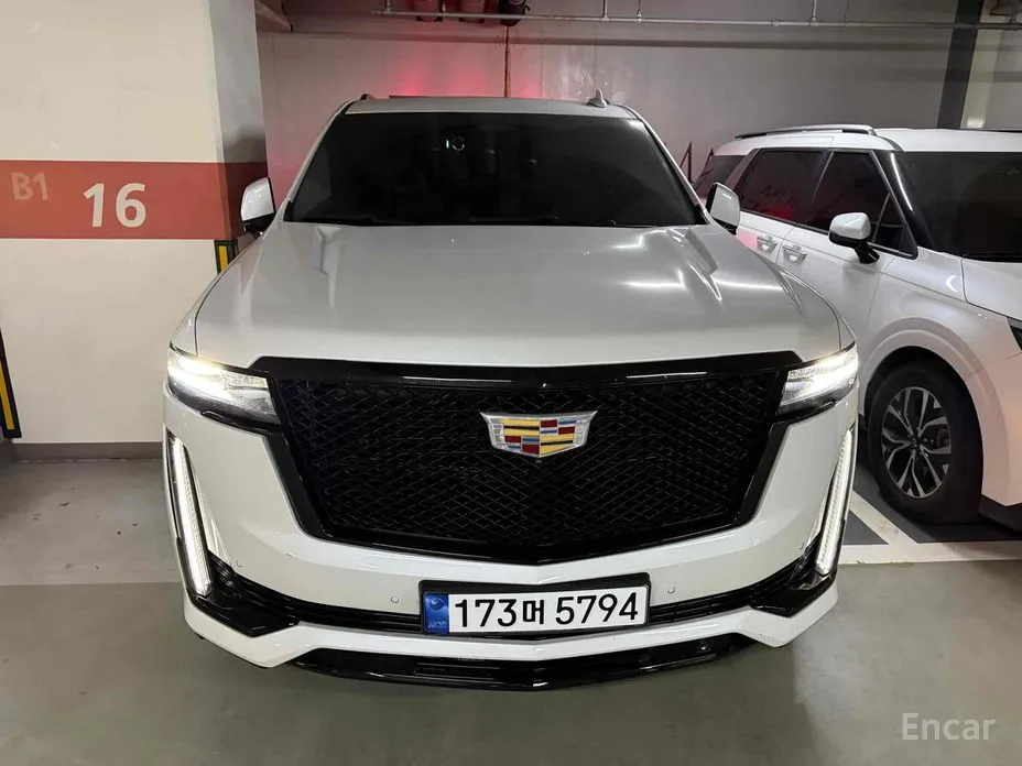 Фото 2 - Cadillac Escalade