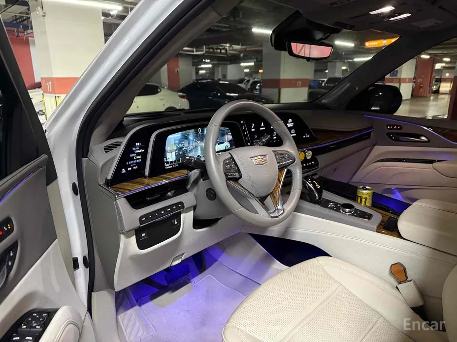 Фото 5 - Cadillac Escalade